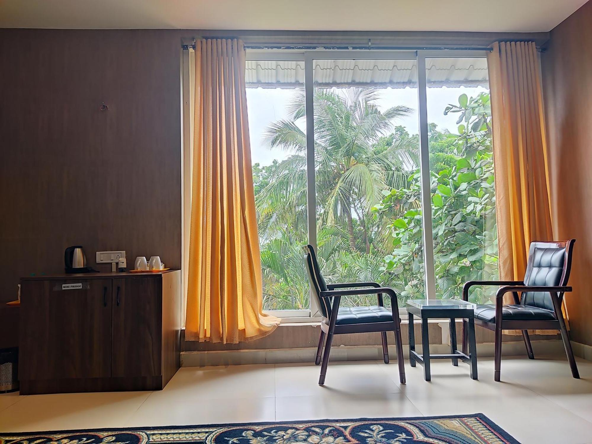 Montecarlo Hotel Mahabalipuram Exterior photo